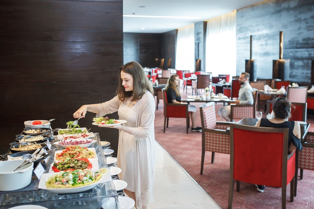 Royal M Hotel — снимок 18