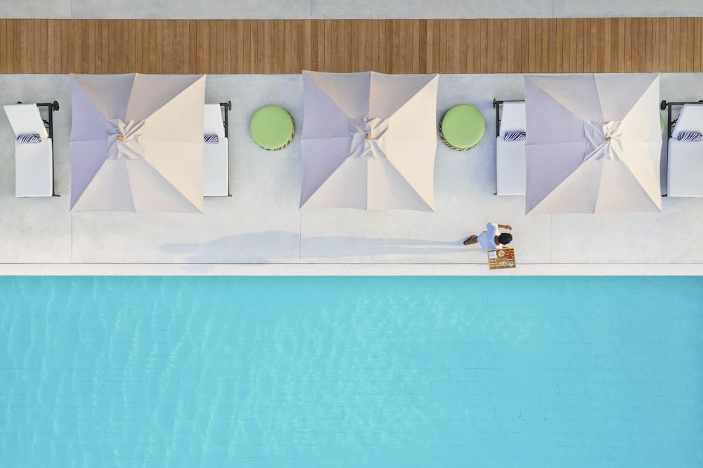 The Westin Maldives Miriandhoo Resort — снимок 2