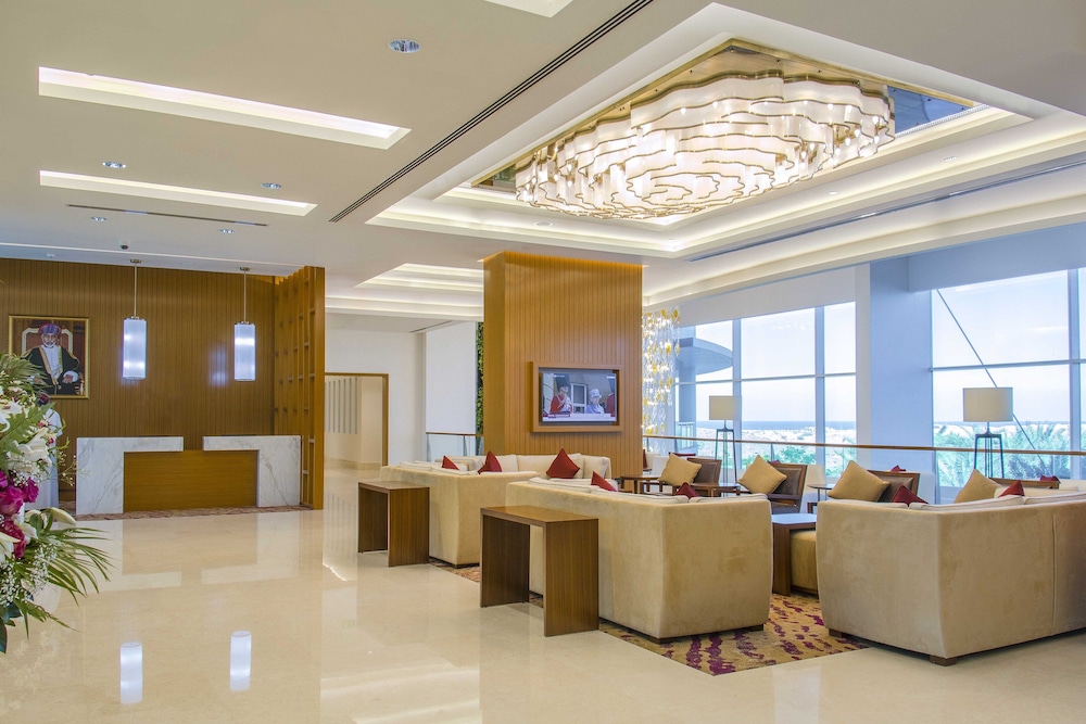 Crowne Plaza Muscat OCEC, an IHG Hotel — снимок 7
