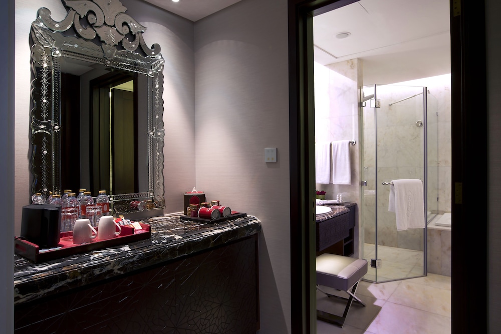Bab Al Qasr Hotel — снимок 11