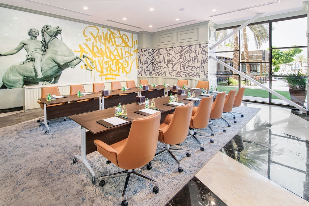 Le Meridien Abu Dhabi — снимок 18