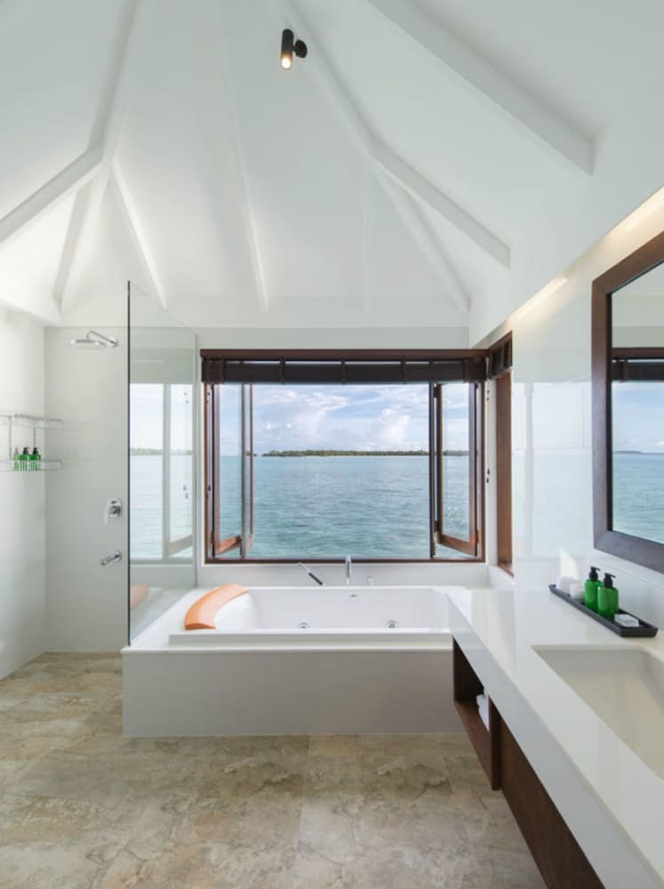 Summer Island Maldives — снимок 9