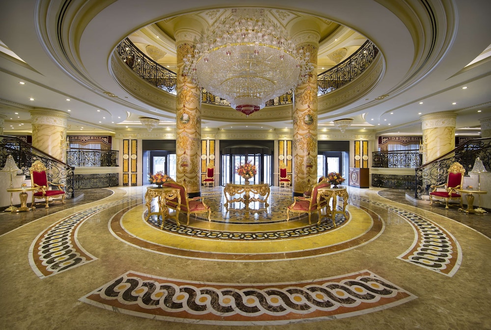Royal Rose Hotel — снимок 7