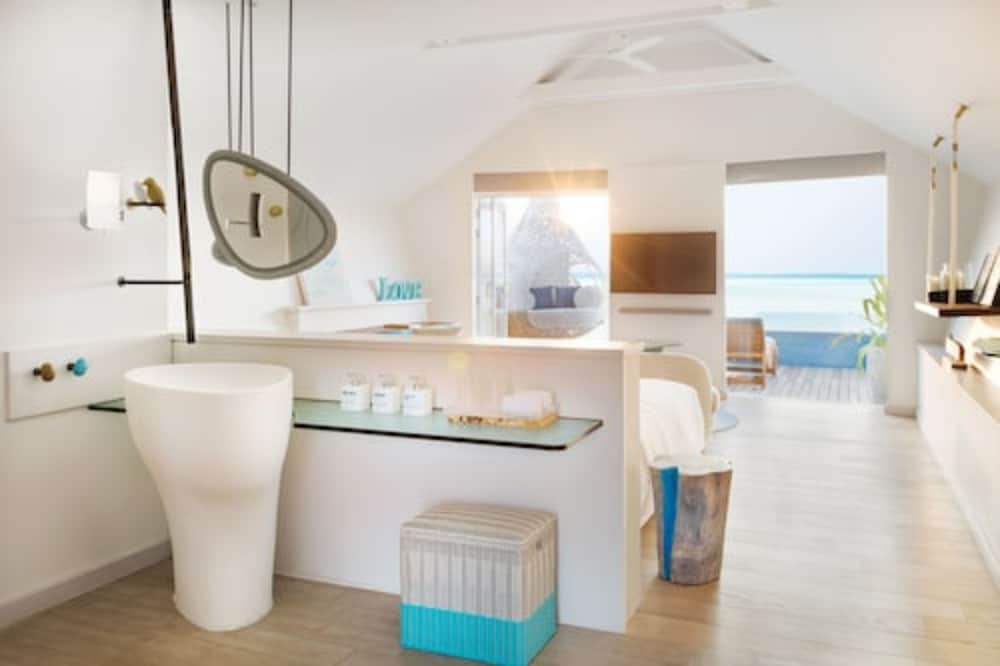 Lux* South Ari Atoll, Maldives — снимок 24