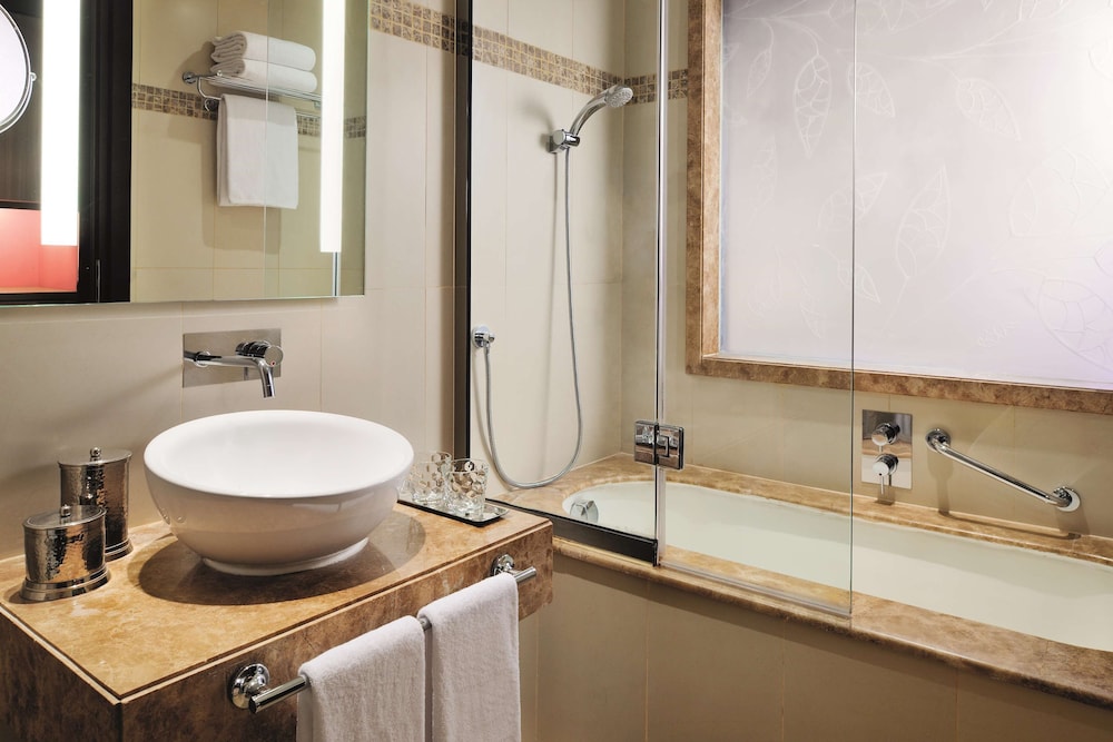 Avani Deira Dubai Hotel — снимок 27