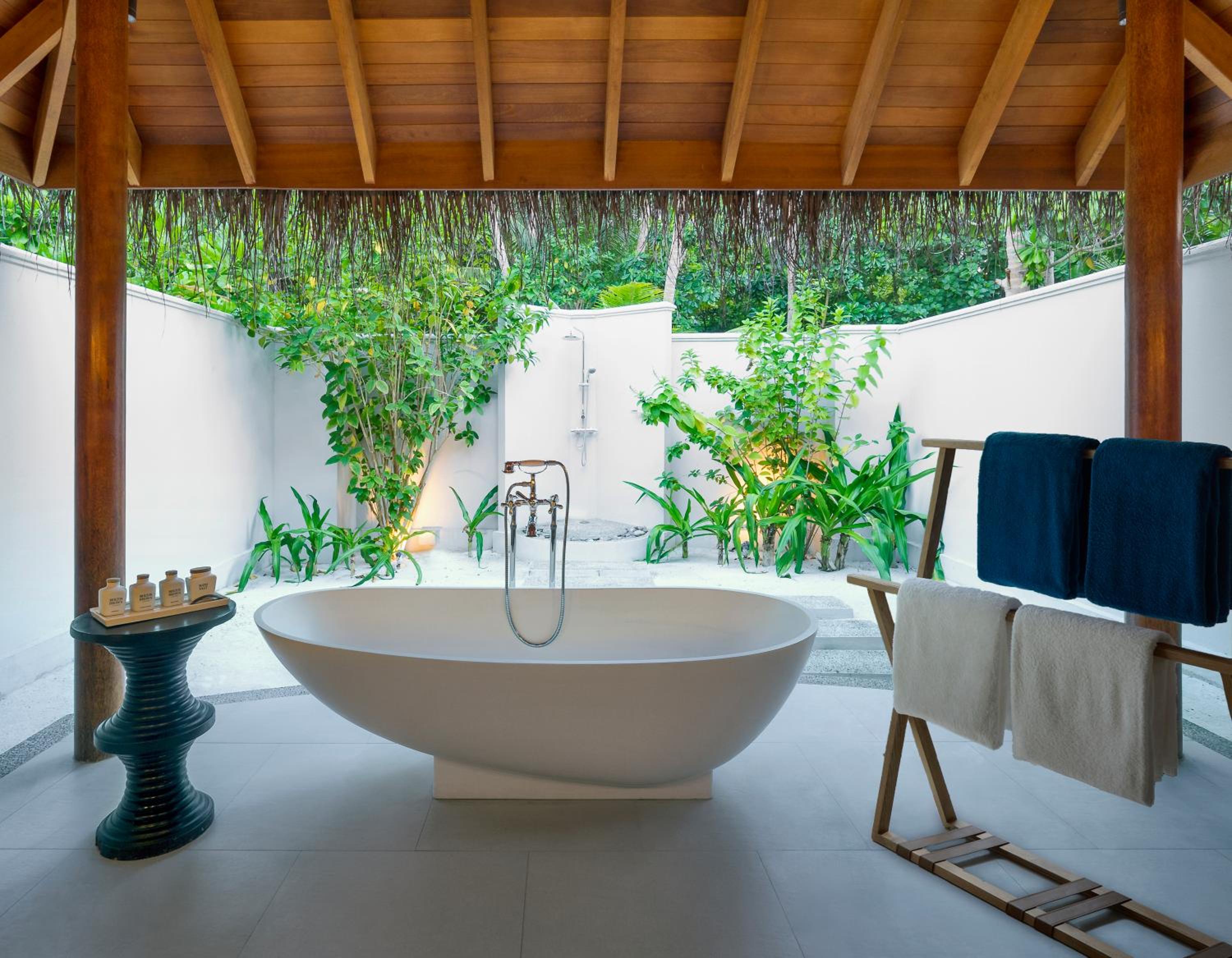 Dusit Thani Maldives — снимок 16