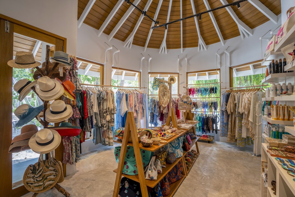Emerald Faarufushi Resort & Spa — снимок 22