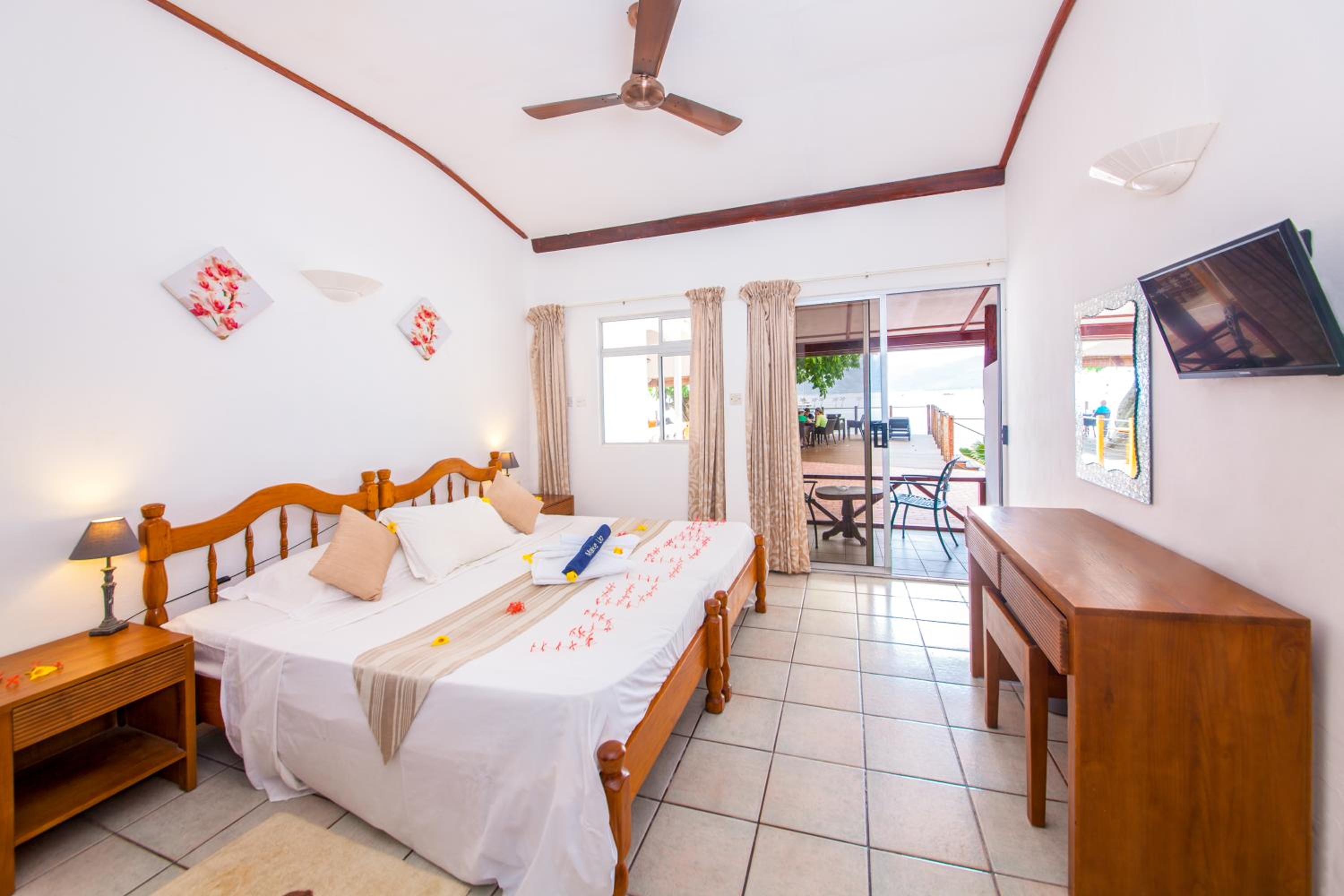Anse Soleil Beachcomber Hotel and Self Catering — снимок 13
