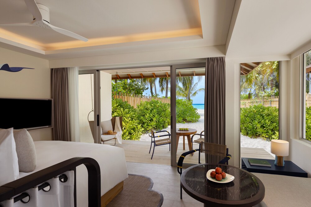 Avani + Fares Maldives — снимок 14