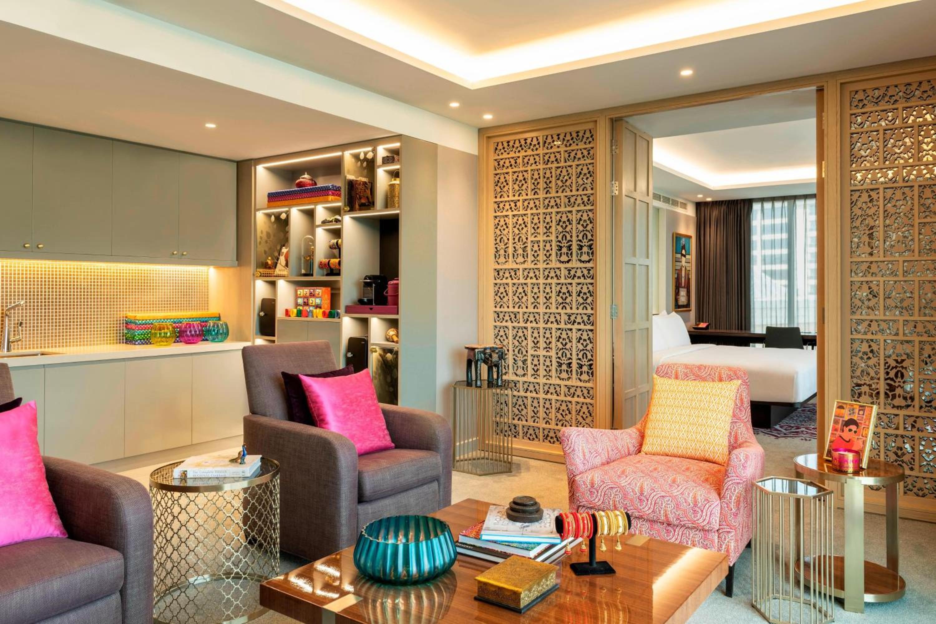 Aloft Dubai Creek, a Marriott Hotel — снимок 13