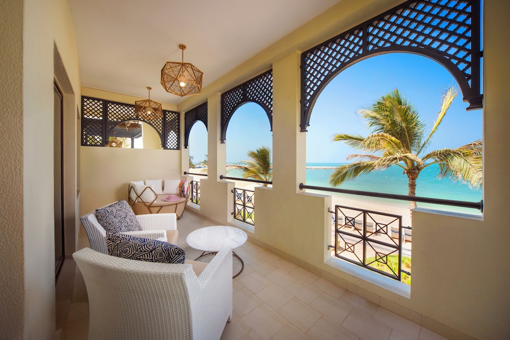 Hilton Ras Al Khaimah Beach Resort — снимок 27