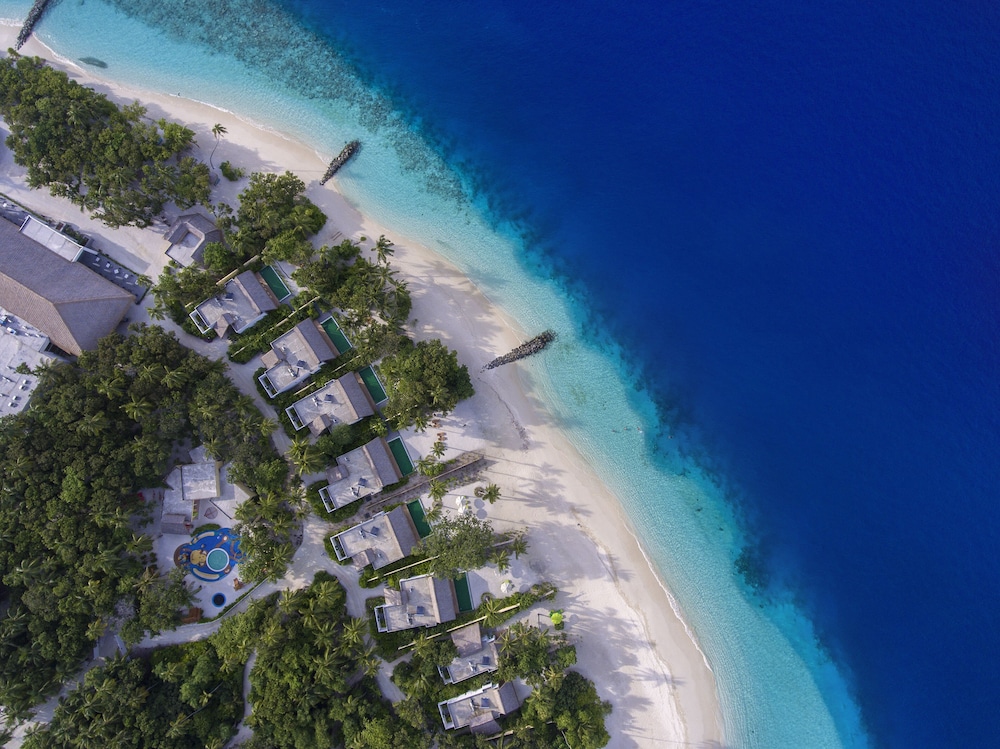 Emerald Maldives Resort & Spa Fasmendho — снимок 10
