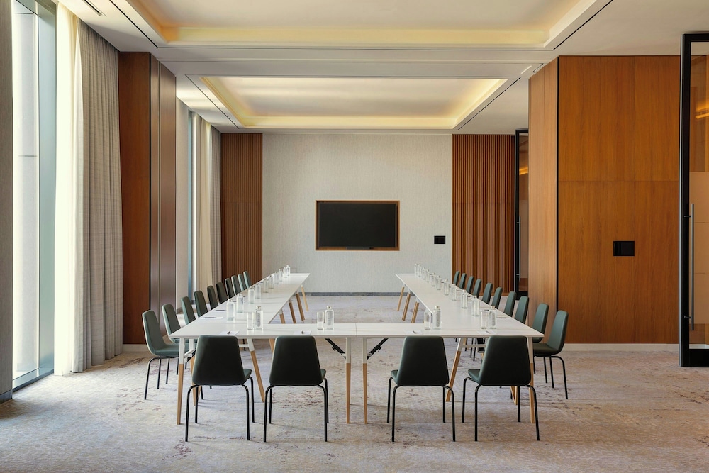 Sheraton Bahrain Hotel — снимок 3
