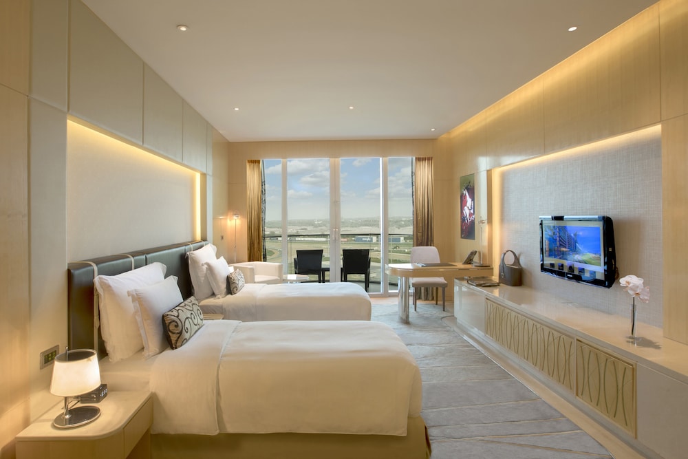 The Meydan Hotel Dubai — снимок 25