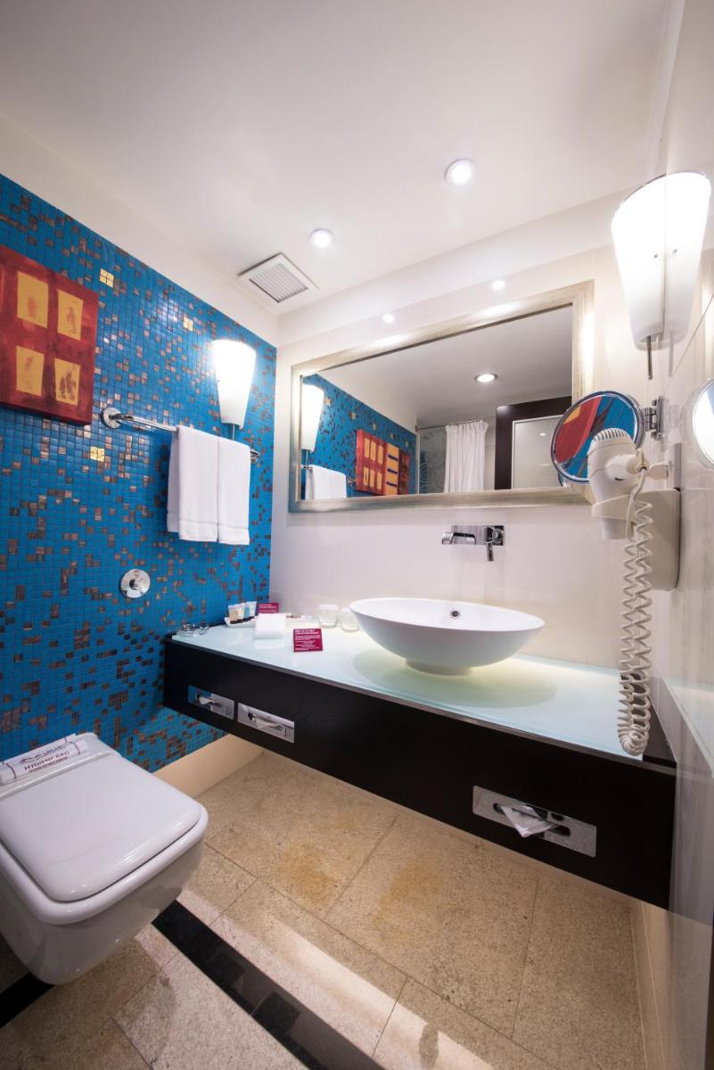 Holiday Inn Kuwait Al Thuraya City, an IHG Hotel — снимок 4