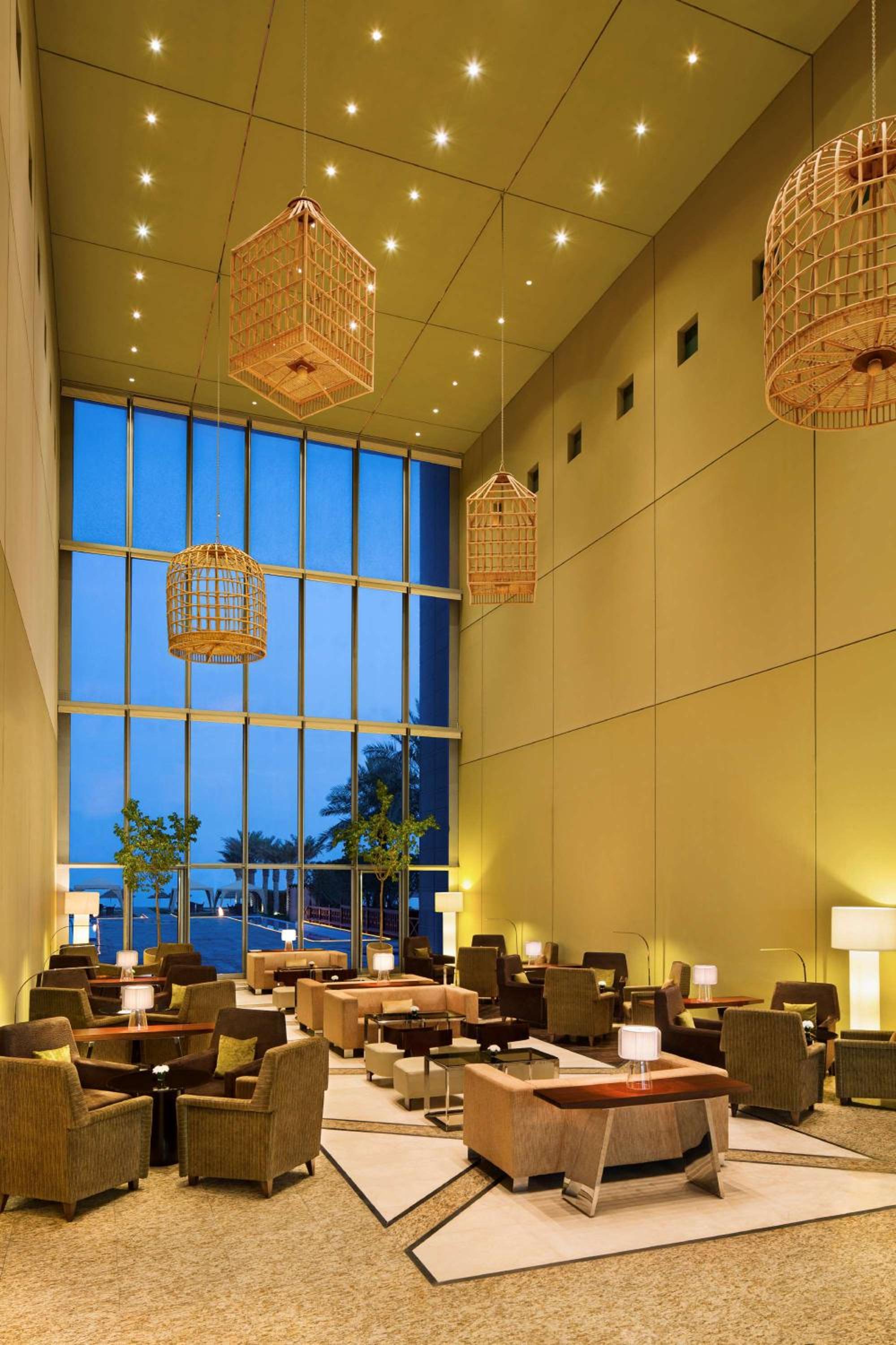 Hilton Kuwait Resort — снимок 2