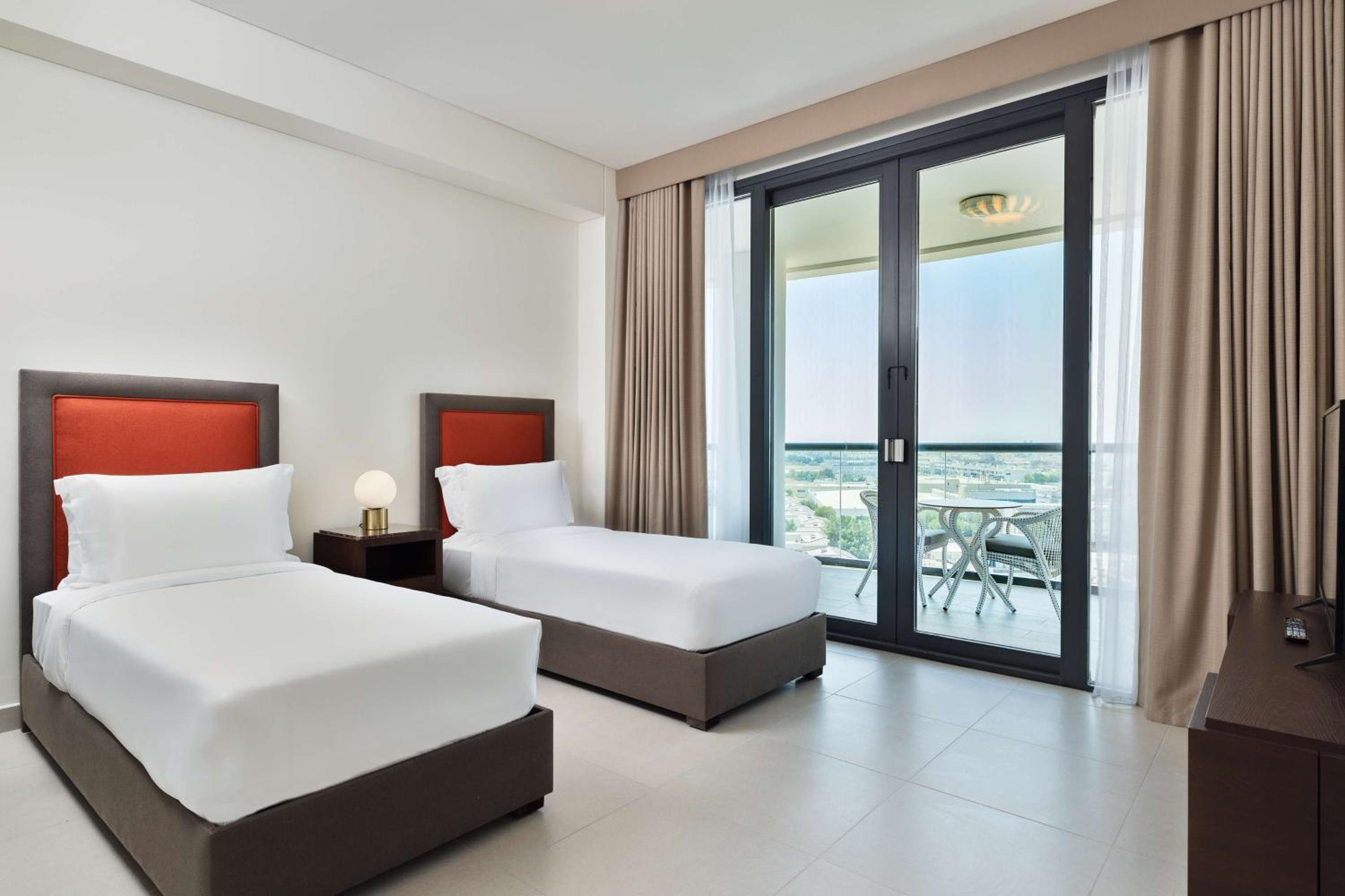 DoubleTree by Hilton Doha Downtown — снимок 29