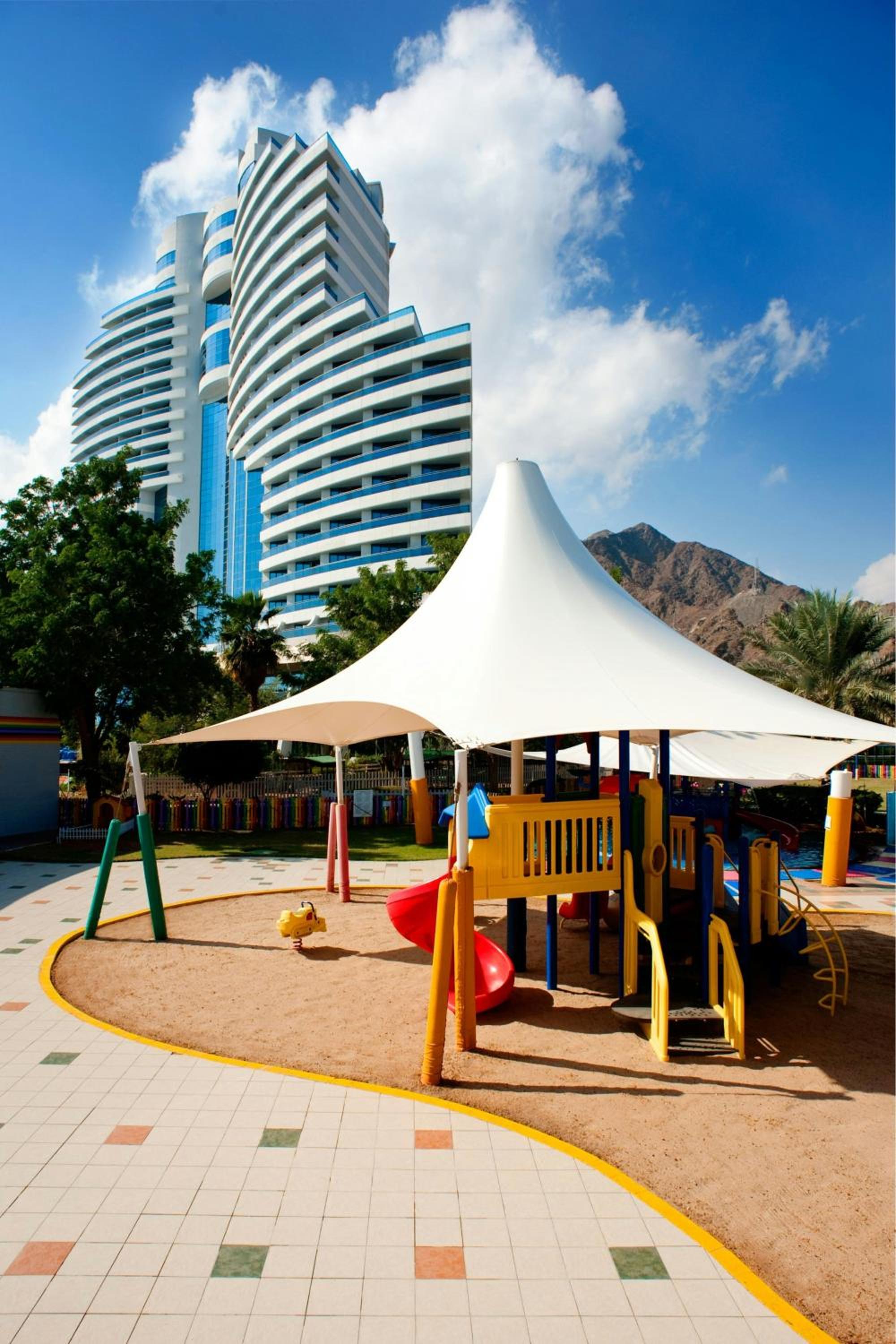 Le Meridien Al Aqah Beach Resort — снимок 10