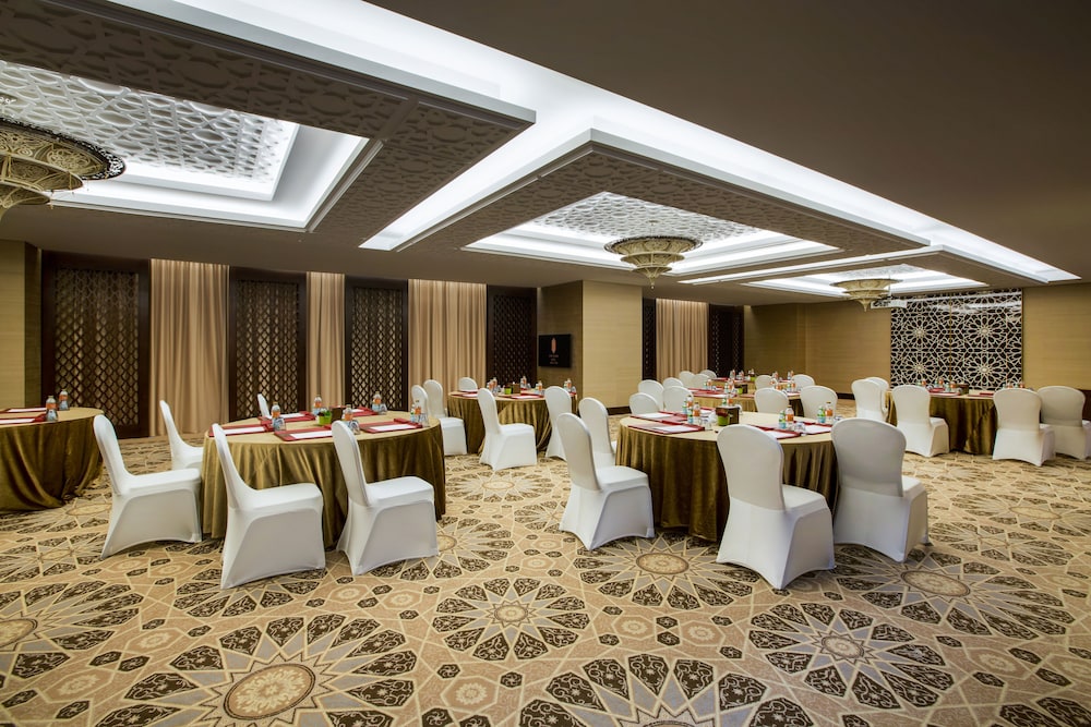 Bab Al Qasr Hotel — снимок 12