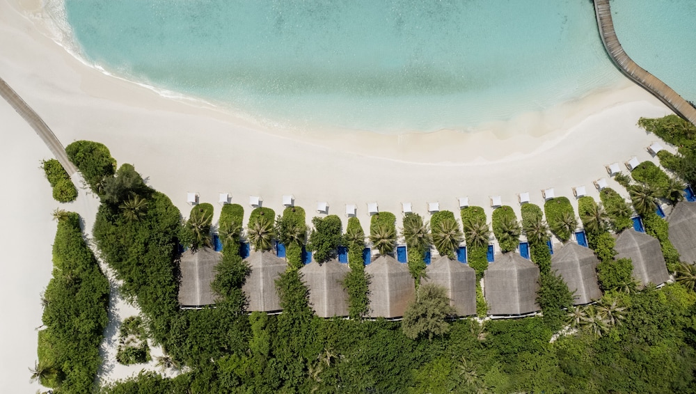 Grand Park Kodhipparu Maldives — снимок 17
