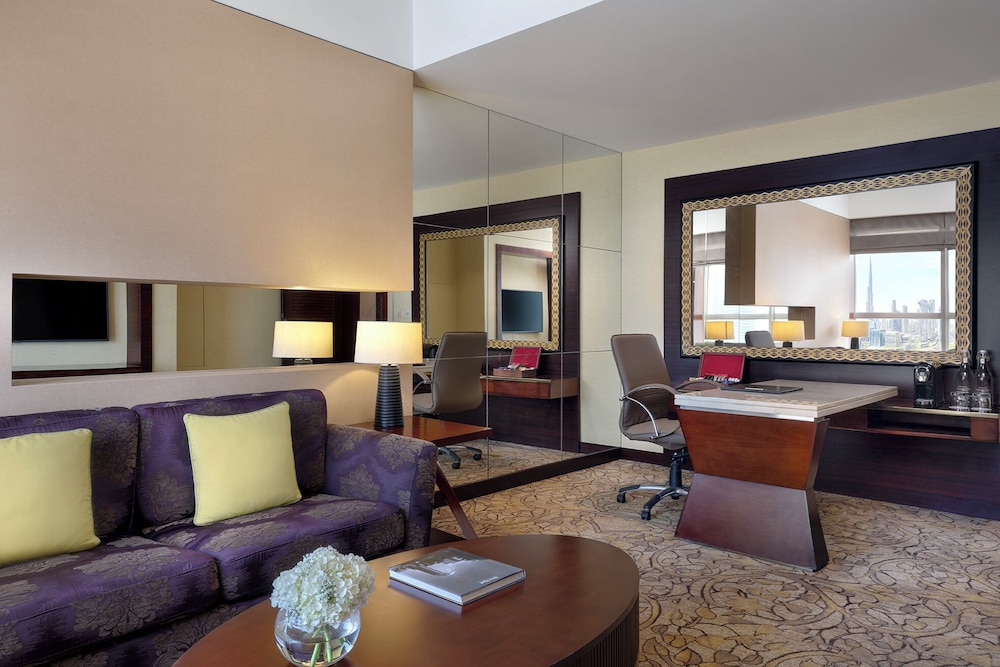 Dusit Thani Dubai — снимок 8