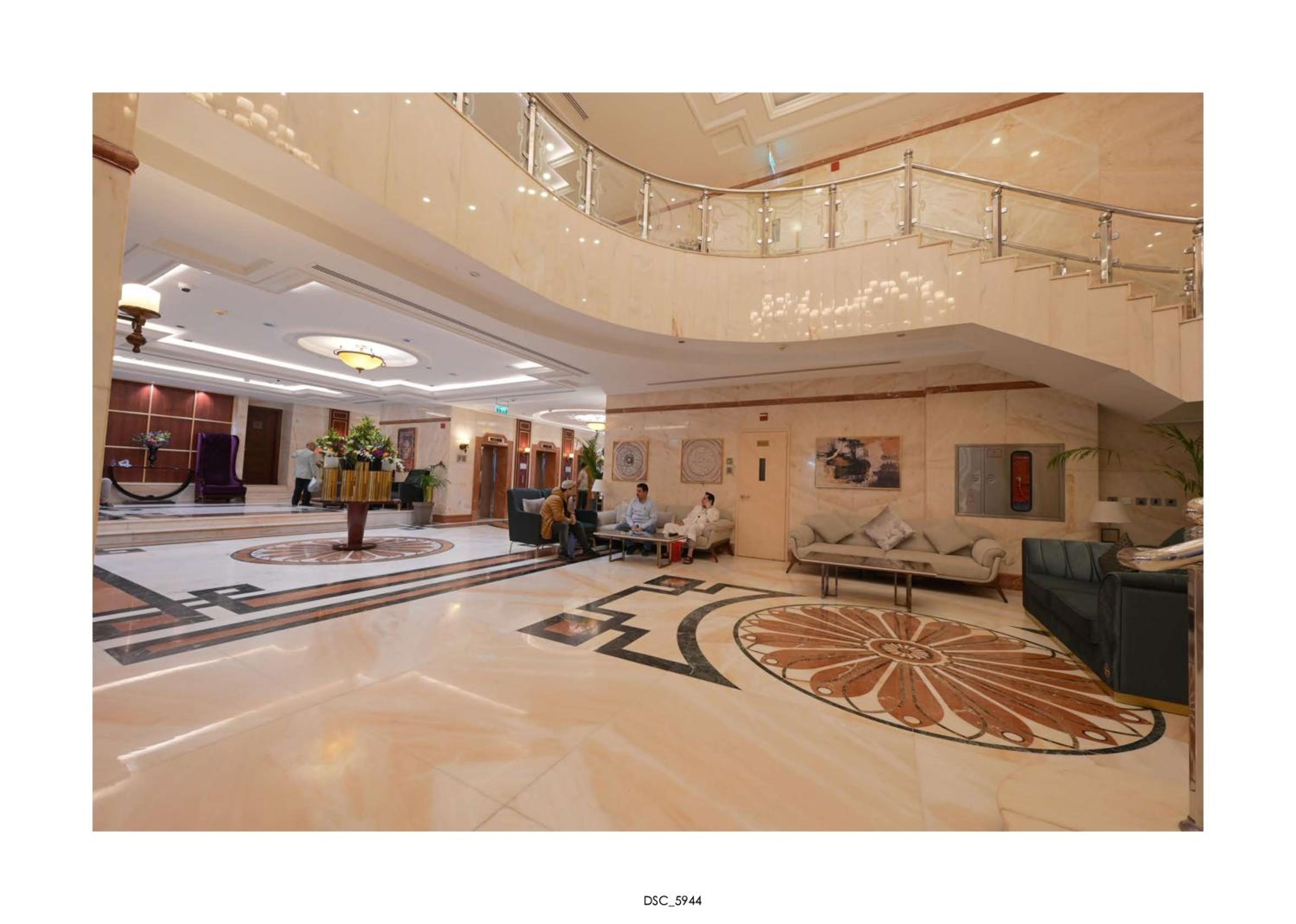 Al Eiman Royal Hotel — снимок 26