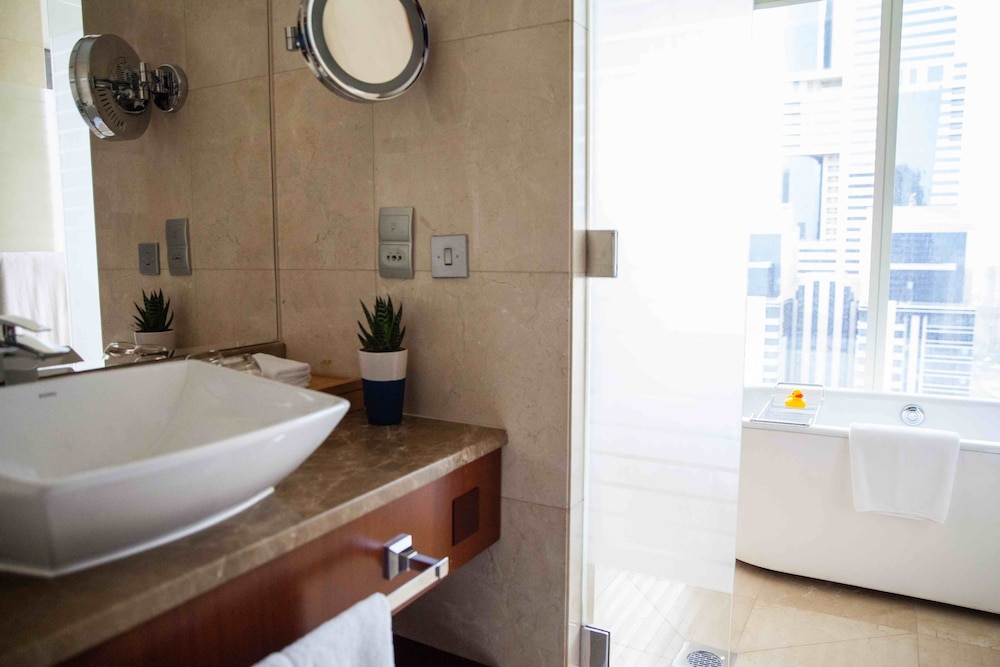 voco Dubai, an IHG Hotel — снимок 3
