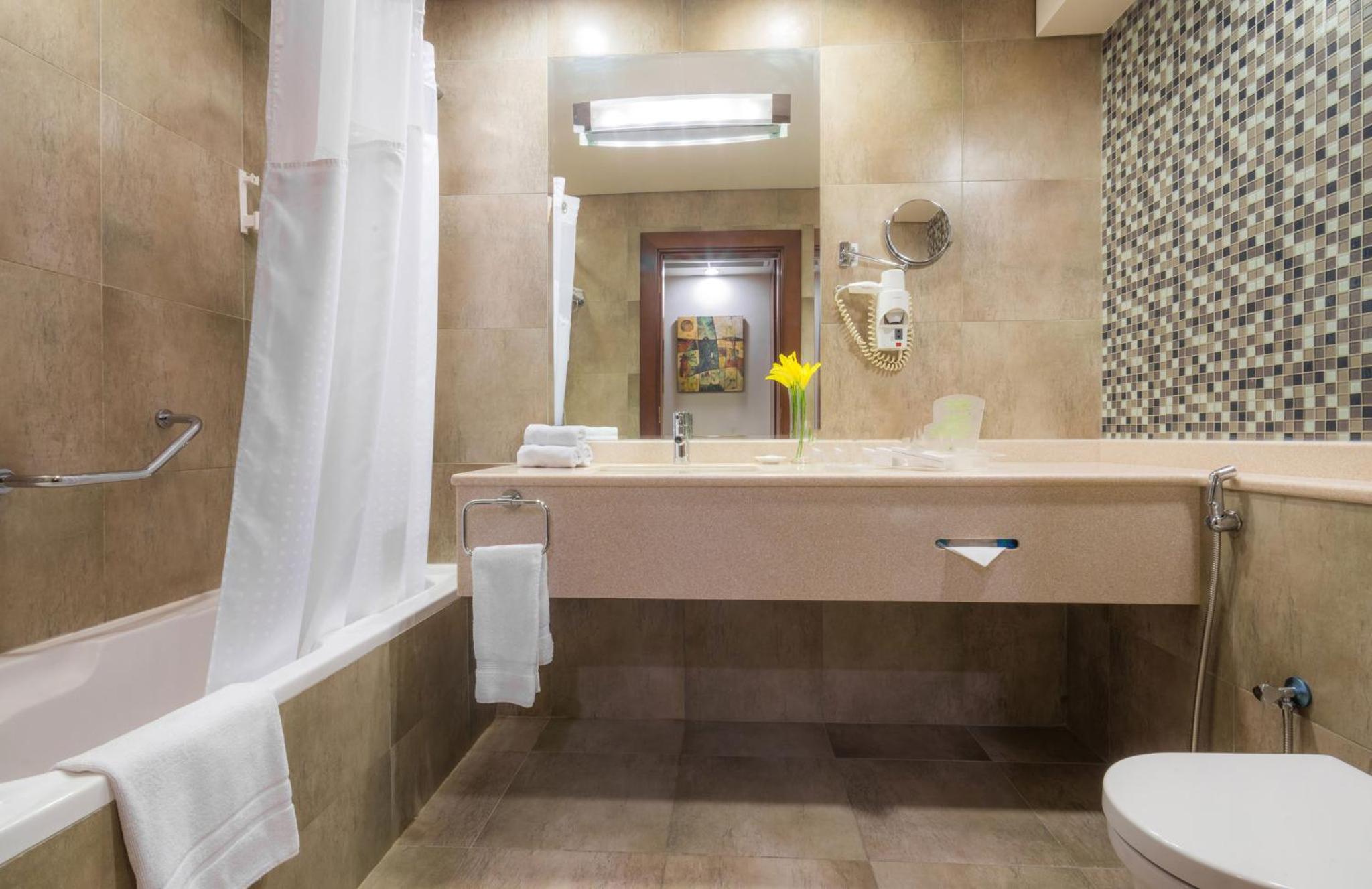 Holiday Inn Riyadh al qasr, an IHG Hotel — снимок 14