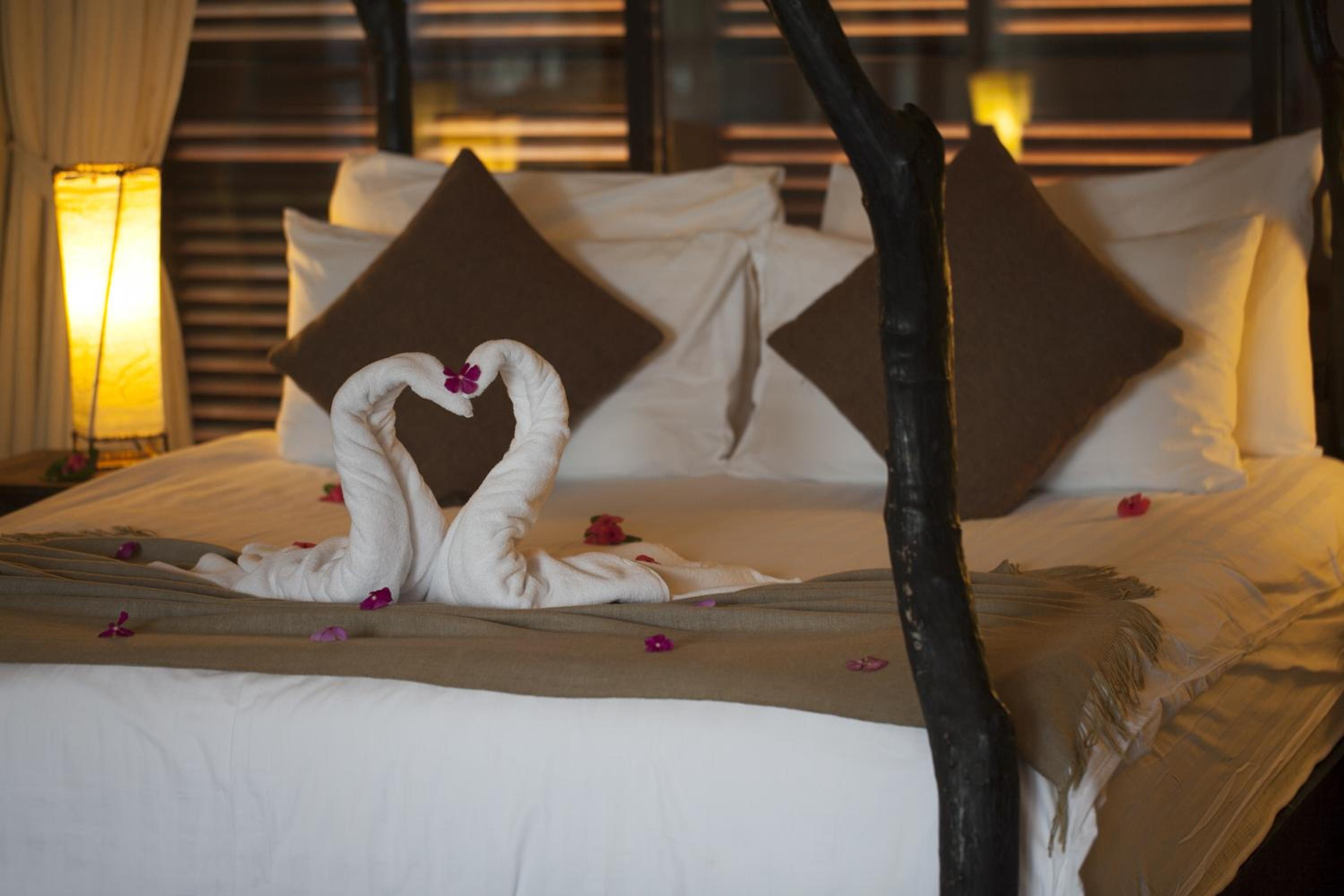 Dhevatara Beach Hotel — снимок 21