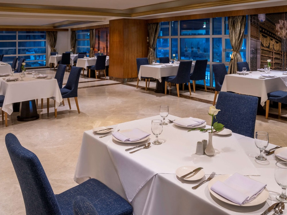 Anwar Al Madinah Mövenpick — снимок 9