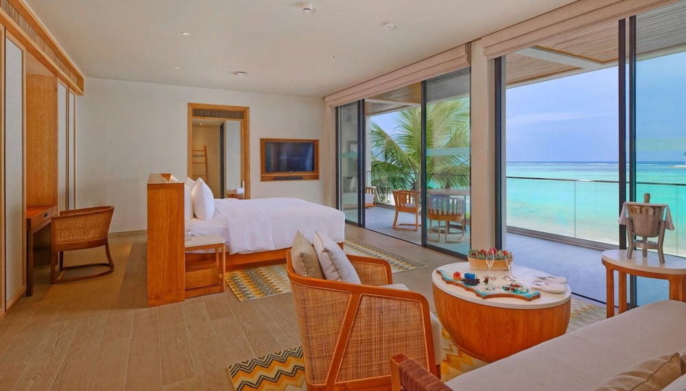 Kuda Villingili Resort Maldives — снимок 11