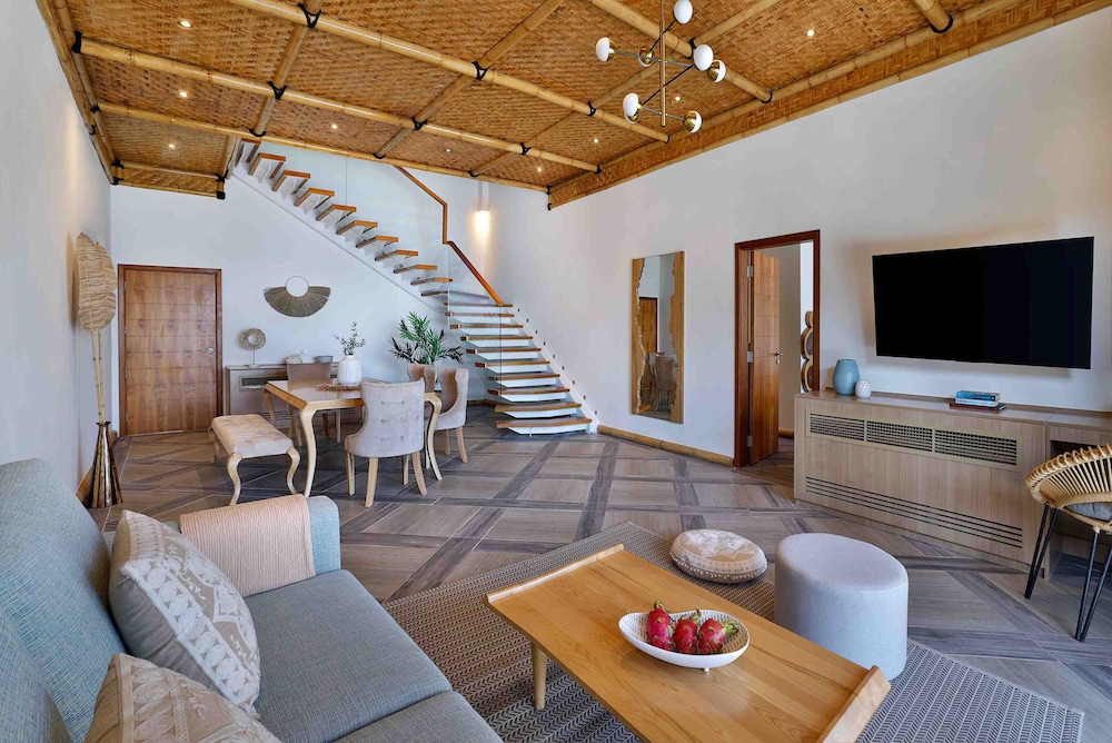 Anantara World Islands Dubai Resort — снимок 30