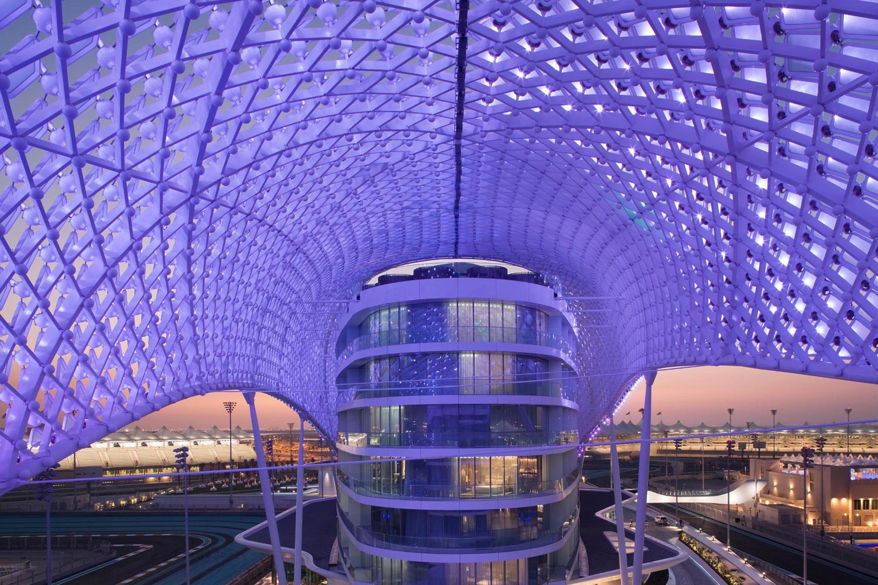 W Abu Dhabi - Yas Island — снимок 8