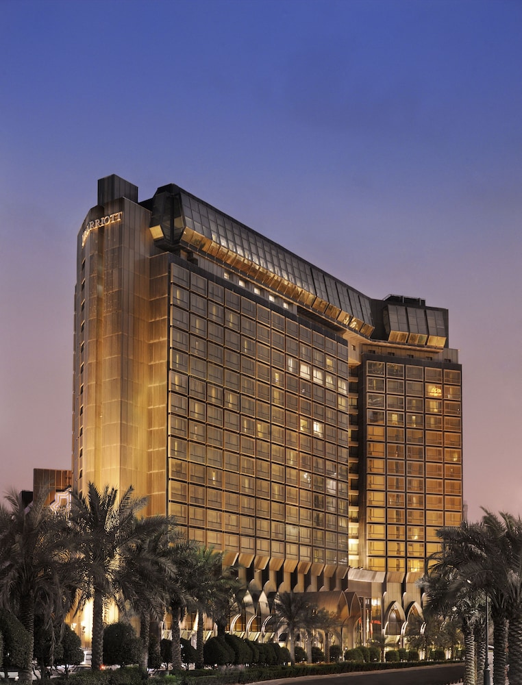 JW Marriott Hotel Kuwait City — вид курорта