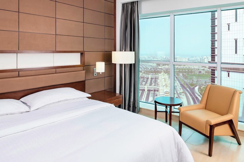 Four Points by Sheraton Sharjah — снимок 21