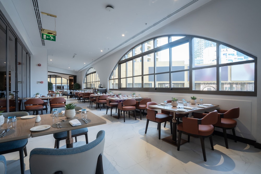 Amwaj Rotana, Jumeirah Beach - Dubai — снимок 17