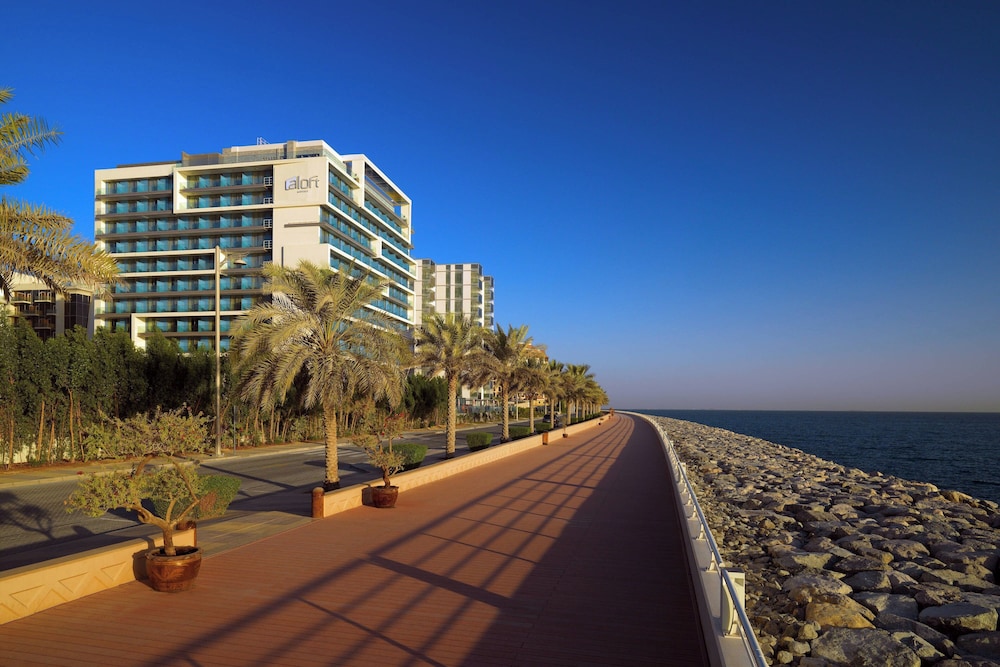 Aloft Palm Jumeirah, a Marriott Hotel — снимок 22