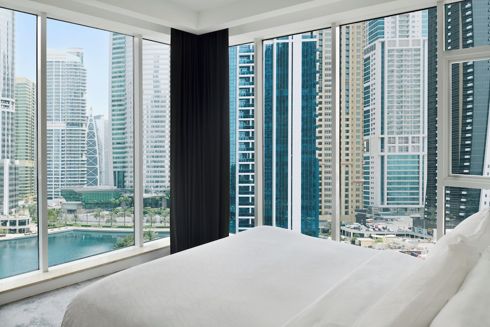 Mövenpick Hotel Jumeirah Lakes Towers — снимок 9