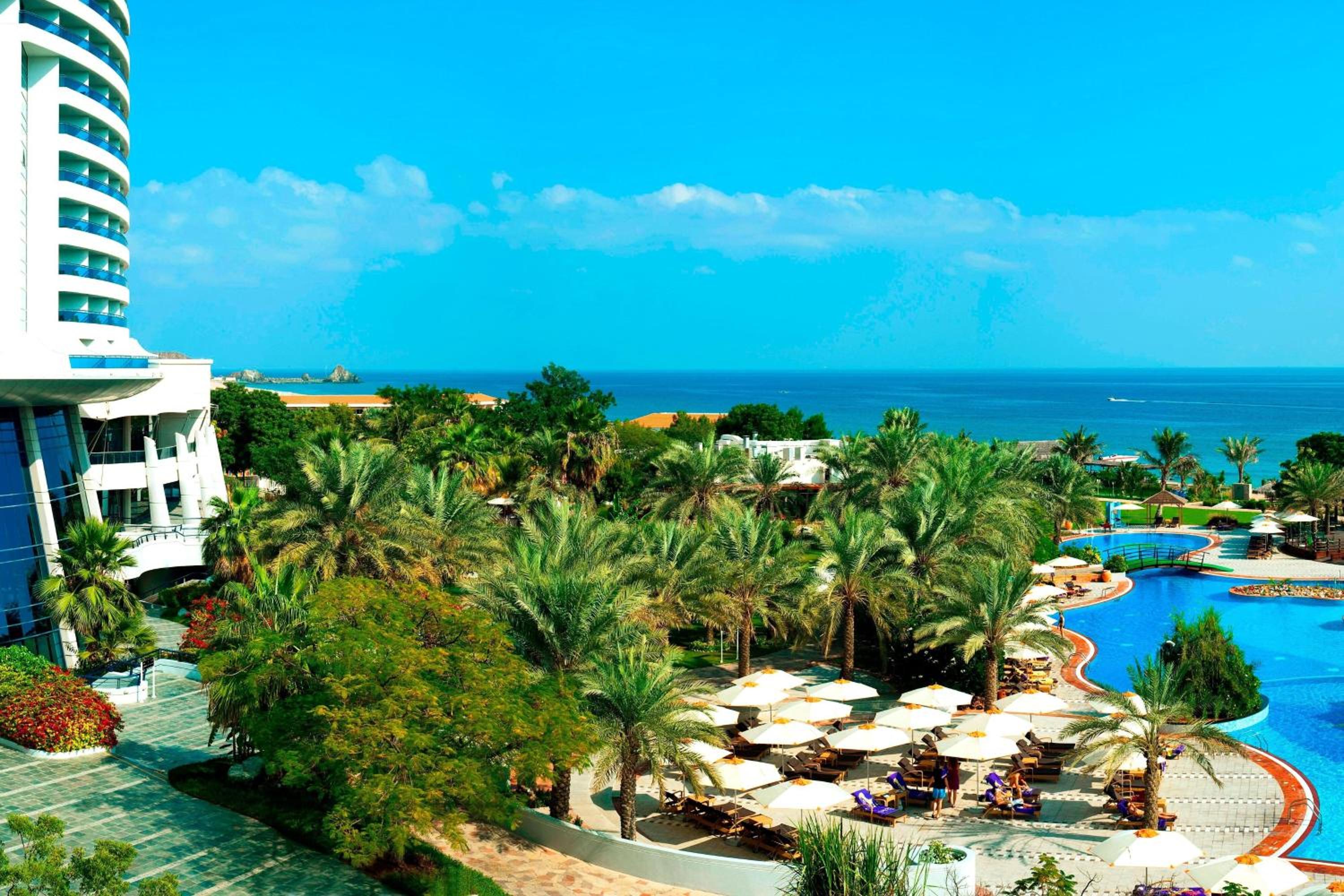 Le Meridien Al Aqah Beach Resort — снимок 25