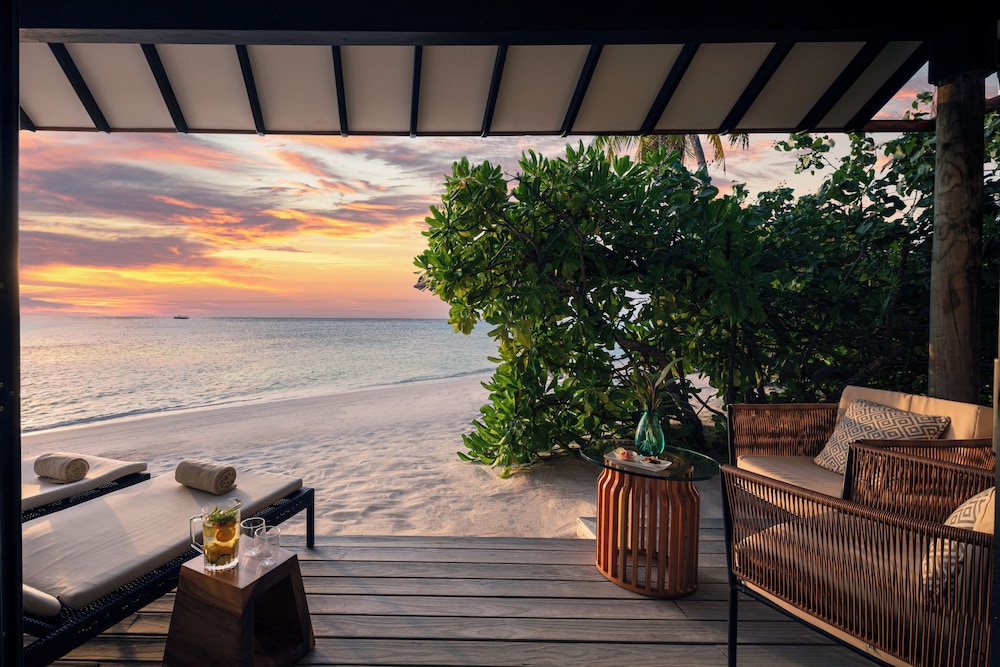 NH Collection Maldives Havodda Resort — снимок 29