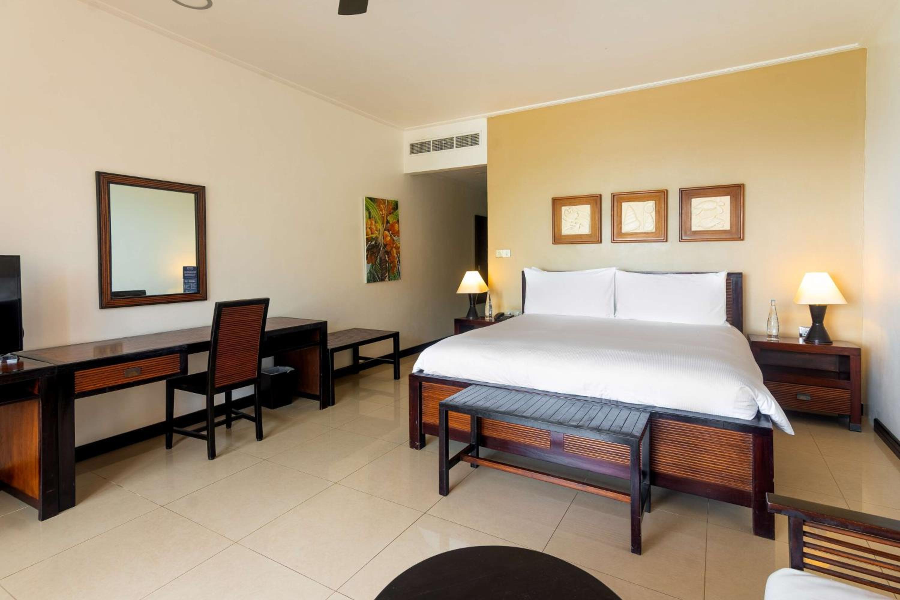 DoubleTree by Hilton Seychelles - Allamanda Resort & Spa — снимок 7