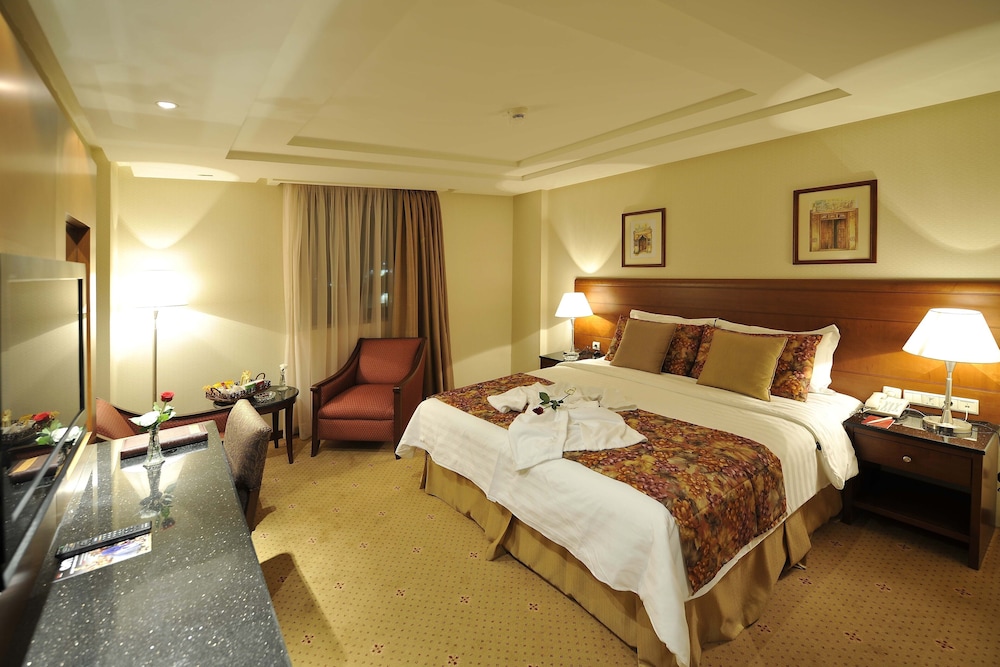 Crowne Plaza Riyadh Palace, an IHG Hotel — снимок 13