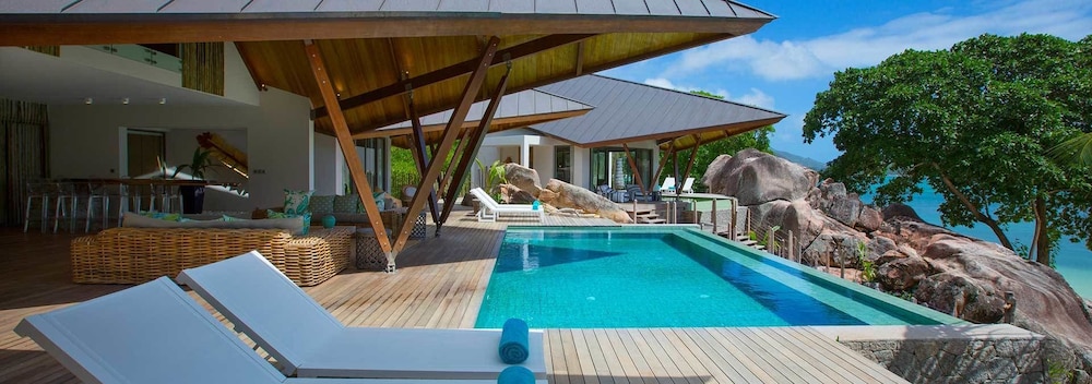 Villa Deckenia — снимок 22