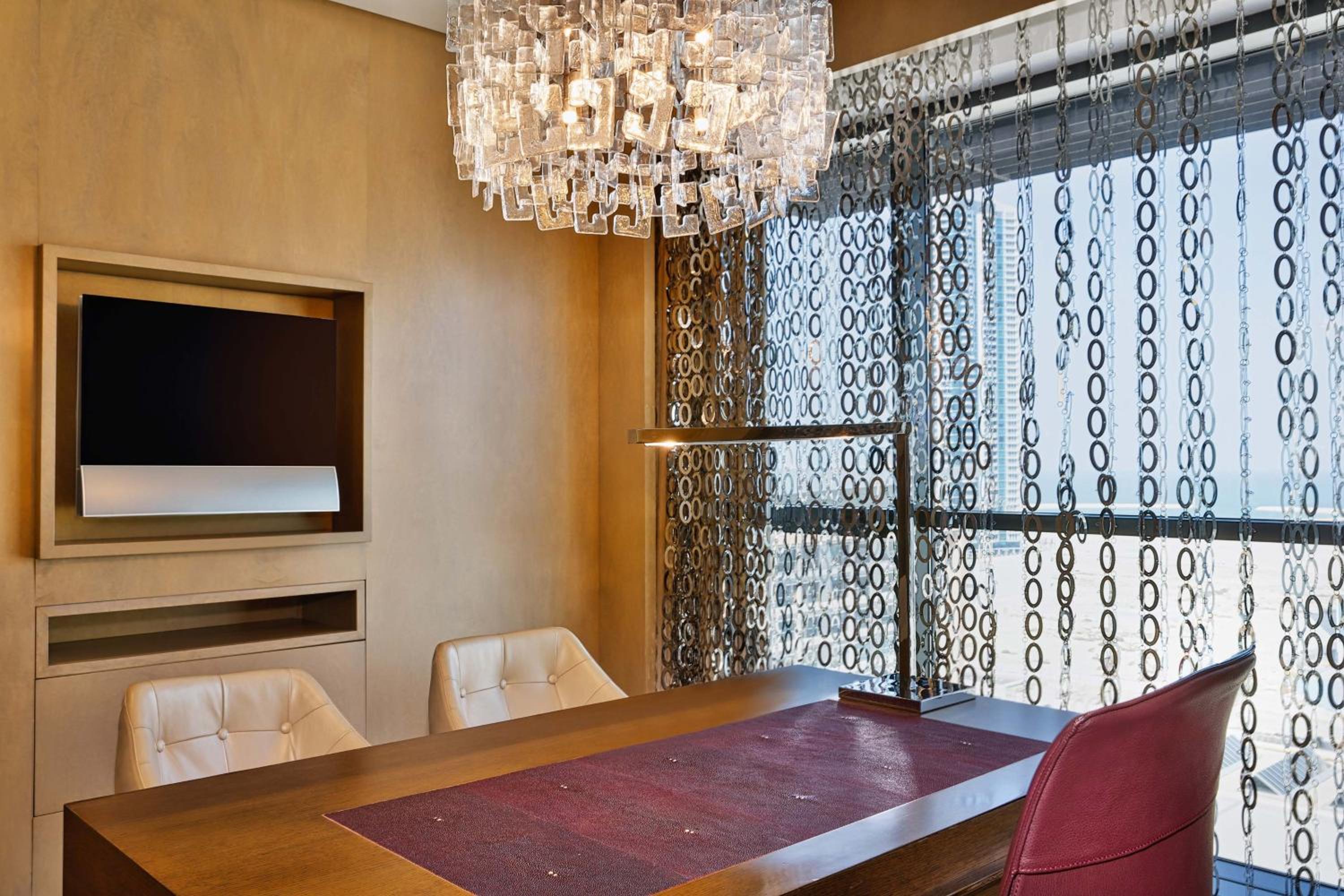 The Westin City Centre Bahrain — снимок 22