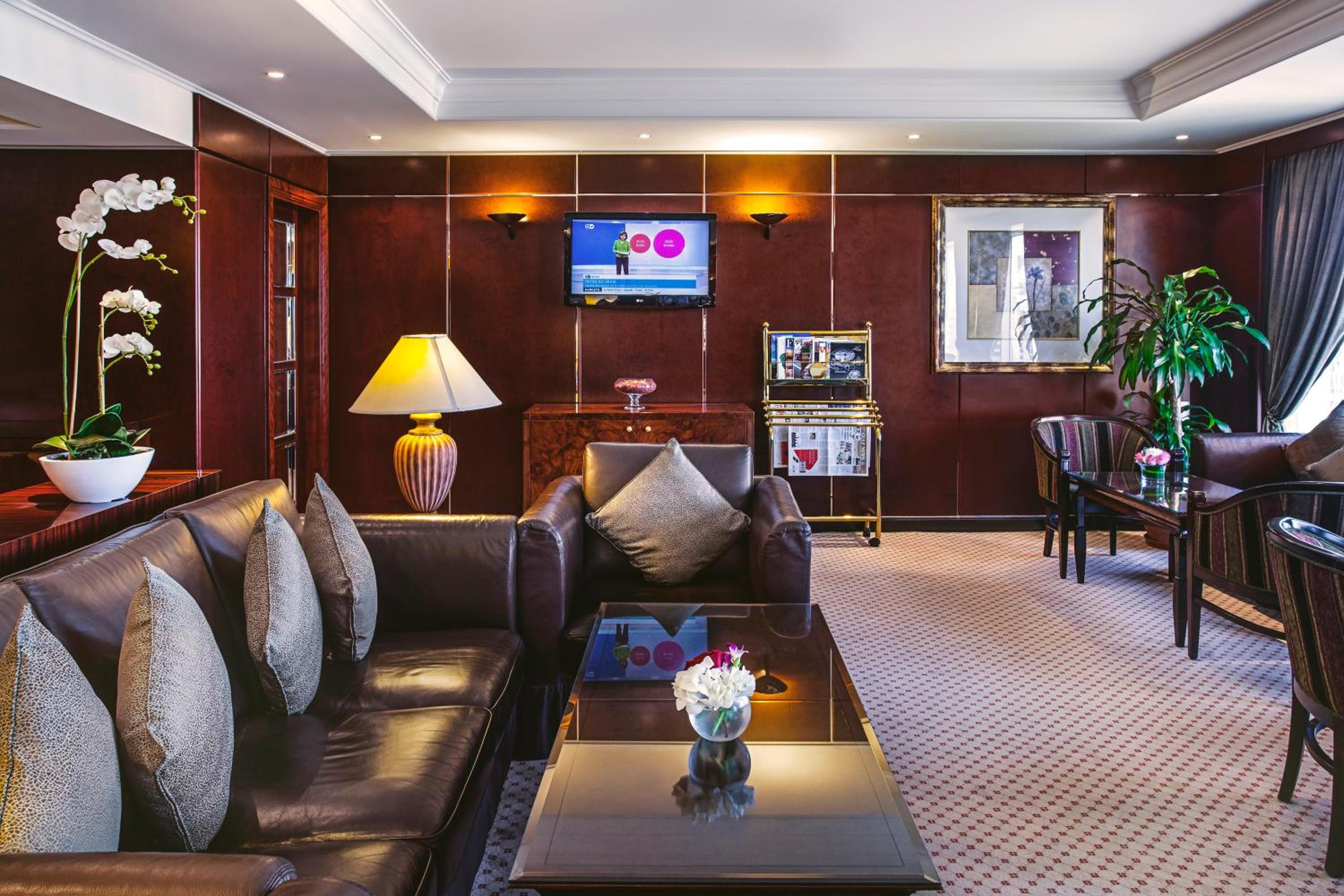 Corniche Hotel Abu Dhabi — снимок 20