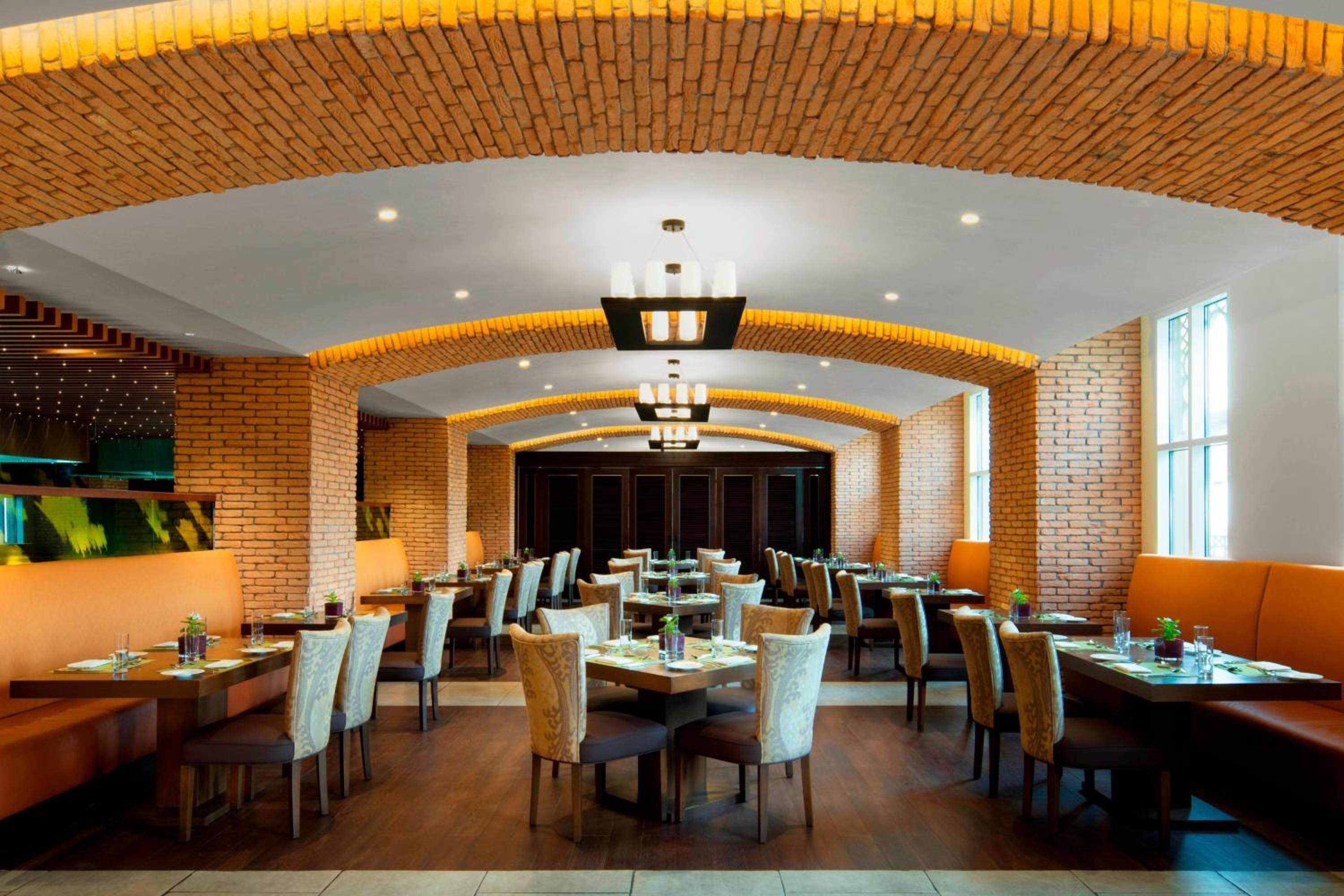 Sheraton Sharjah Beach Resort & Spa — снимок 15