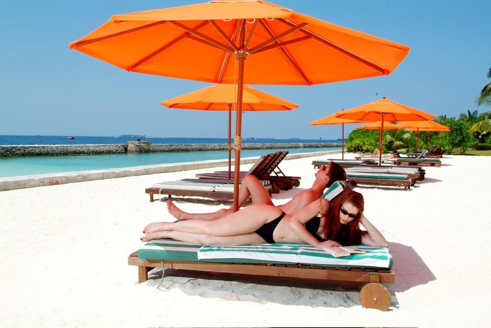 Hulhule Island Hotel — снимок 22