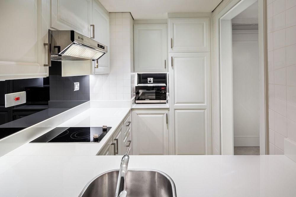 Beach Rotana All Suites — снимок 20