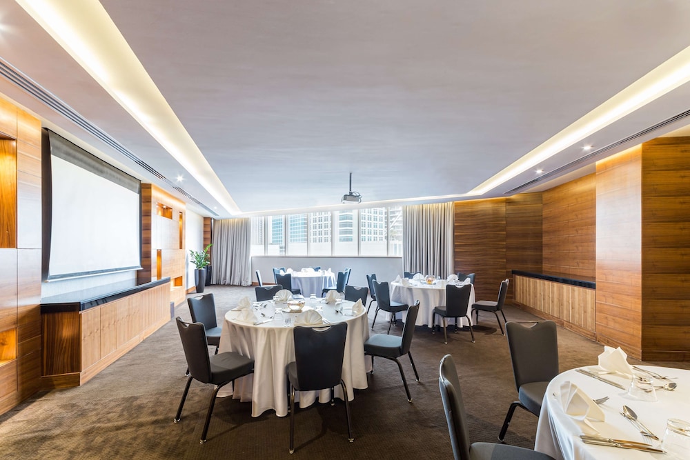 Radisson Blu Hotel Dubai Waterfront — снимок 13