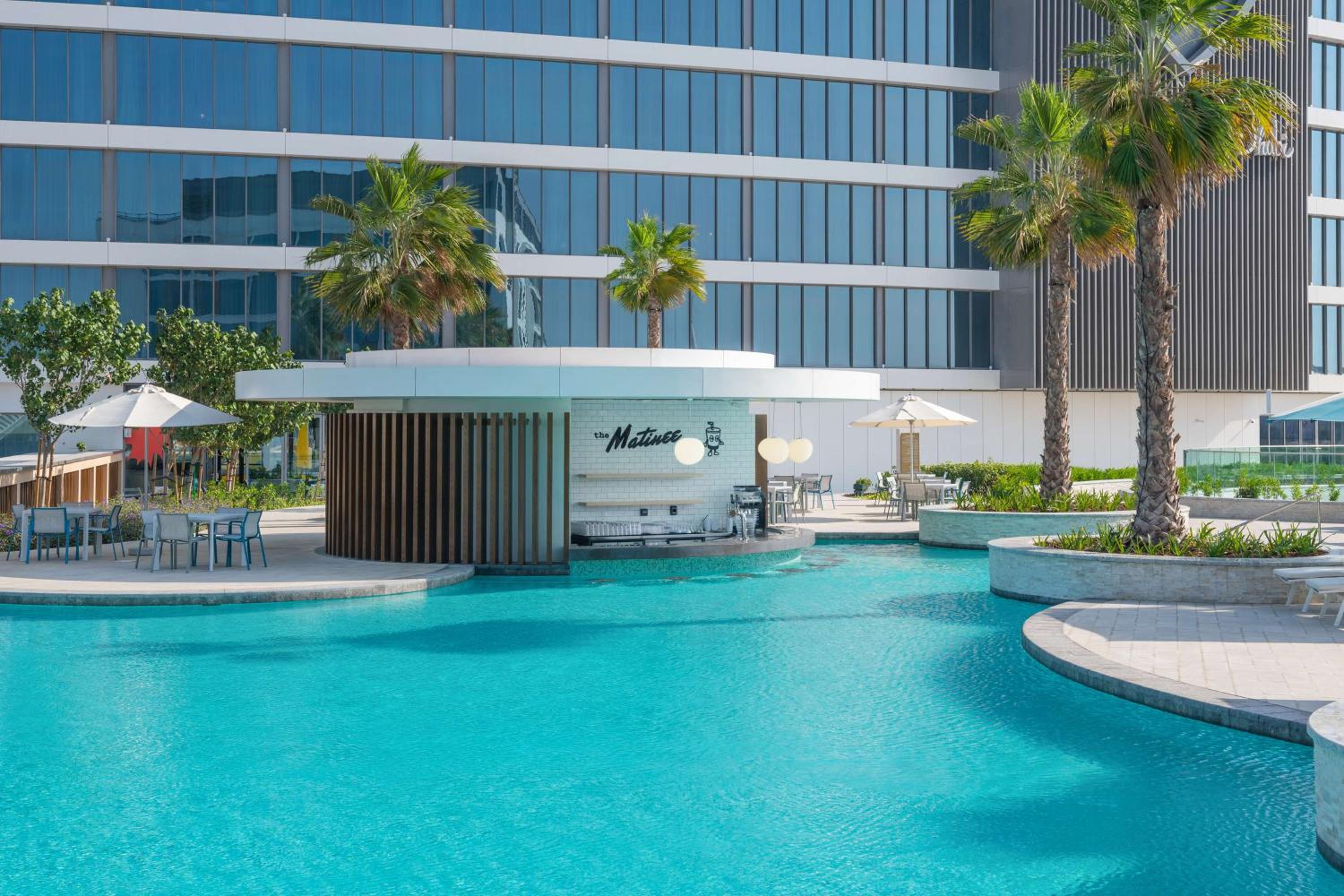 The WB Abu Dhabi, Curio Collection by Hilton — снимок 2
